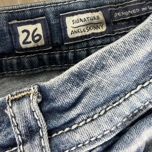 Miss Me size 26 Blue Ankle Skinny Jeans with Embellished Pockets - Stretch Denim - Picture 4 of 4